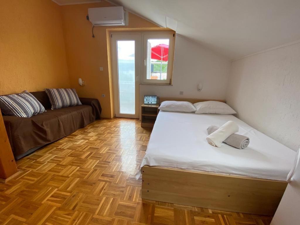 סבטי פטר Apartments Maricic מראה חיצוני תמונה